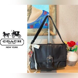 Coach Purse: 11196 Black
Hampton Leather Shoulder Bag 🌸
